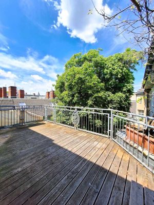 Dachwohnung – 4 Zimmer – Terrasse