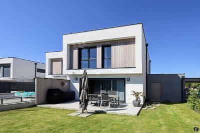 Moderne Wohnträume erfüllen: Doppelhaushälfte in Leopoldsdorf