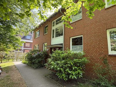 Gepflegte und gut geschnittene 3 Zi.-Wohnung mit Balkon und Stellplatz