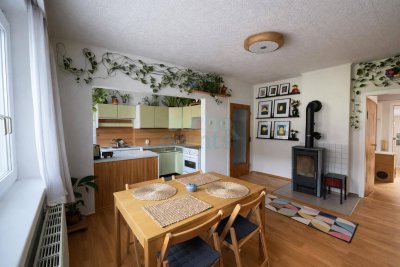 Neuer Preis! Zweitwohnsitzfähige 3-Zimmer-Erdgeschosswohnung mit Balkon &amp; Gartenanteil
