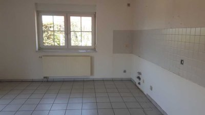 Geräumiges, günstiges 8-Zimmer-Haus in Kneitlingen