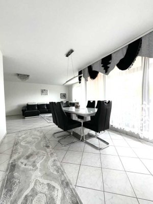 Wohnen mit Wohlfühlfaktor – Traumhafte 4-Zimmer-Wohnung mit Balkon und Tiefgaragenstellplatz