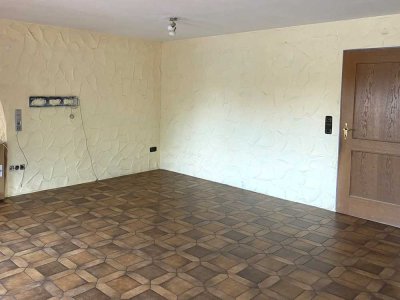 Familiengerechte 4,5-Zi.-EG.-ETW - in Ruhiger Lage von Senden - Renovierungsbedürftig