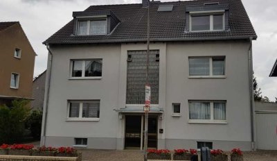 Moderne 2 Zimmer Wohnung mit hochwertiger Einbauküche sucht  "Top Mieter" in Lev.-Rheindorf