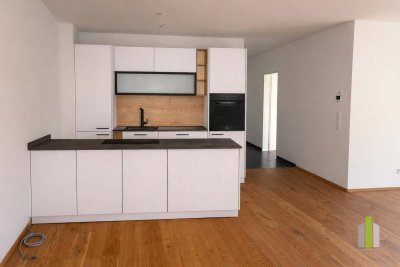 Lichtdurchflutete 4-Zimmer-Terrassenwohnung mit Blick ins Grüne