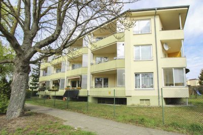 Vermietete 2,5- Zimmer Wohnung mit großzügigem Balkon in Rudow (Neukölln)