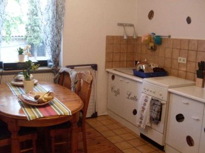 SONNIGE, RUHIGE KLEINE OASE IN EINEM 4-FAM.-REIHENHAUS AM SÜDRAND VON LU-MUNDENHEIM