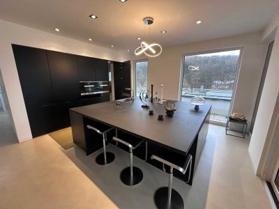 167 m² 3 Zimmer Top Penthouse mit 2 Garagen und 1 Stellplatz