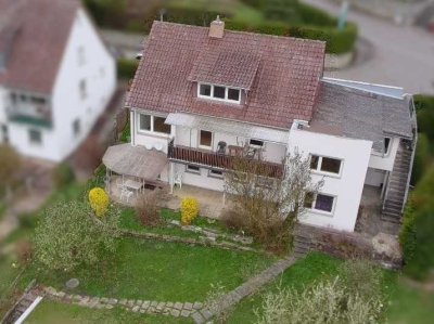 Vaihingen Enz Kernstadt - Familiengerechtes, freistehendes MFH mit wunderschöner Aussicht