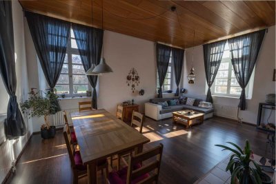 Wohnen auf Schloss Gelsdorf: 4Zi Wohnung im Westflügel