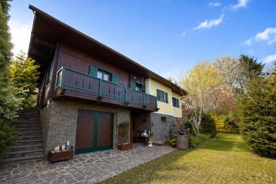 Charmantes Einfamilienhaus mit alpinem Flair - 5 Zimmer - Großer Garten