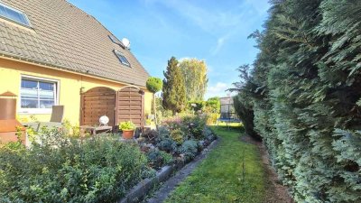 Sommer, Garten, Zuhause – 5-Zimmer-Doppelhaushälfte in Rosenthal