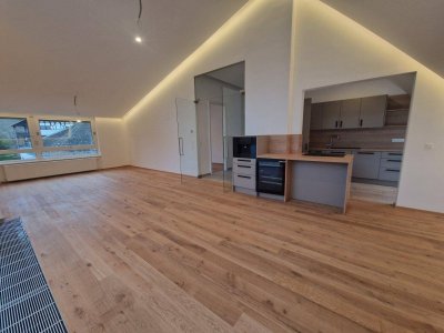 PÖTZLEINSDORFER PARK - NEU SANIERT - LOFTARTIGE ARCHITEKTENWOHNUNG - TRAUMHAFTE LAGE - GRÜNBLICK - 4 ZIMMER + grosser BALKON