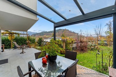 Wie im eigenen Haus – 2,5-Zimmer mit Garten, Carport und 2 Parkplätzen