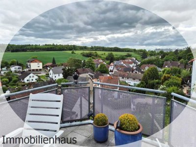 Helle DG-Galerie-Wohnung mit tollem Raumschnitt! Ruhige Lage! Fernblick ohne Ende!