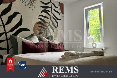 Vollständig renovierte 2-Zimmerwohnung mit EBK, Stellplatz, Terrasse und Blick ins Grüne
