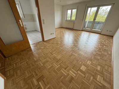 2.OG  in TOP Lage mit schönem Balkon uv.m.