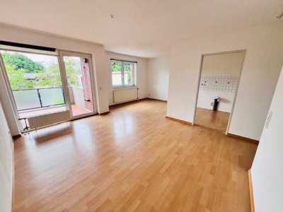 ***GUTE LAGE ZUR INNENSTADT RATINGEN- TOLLE 2 ZIMMER WOHNUNG MIT BALKON***