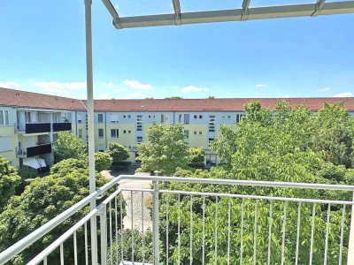 Schöne 2-Zimmer Whg. mit Wohnküche und Süd Balkon am Nordpark nähe BMW !!!