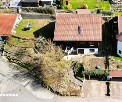 Freistehendes Einfamilienhaus mit 8,5-Zimmer in Lauterstein - Nenningen