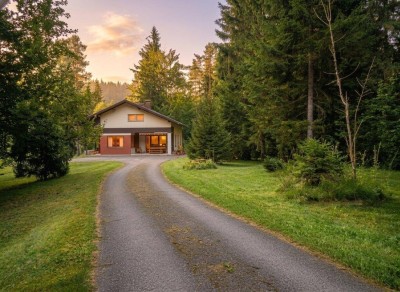 Wo Träume Wurzeln schlagen – Traumhaftes Anwesen zwischen See &amp; Berg auf 3,45 Hektar!