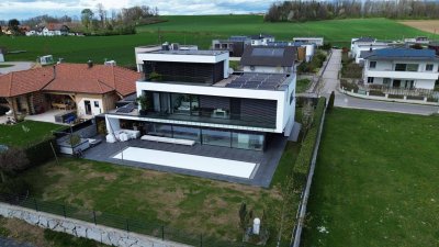 Moderne High-Tec- Villa mit Gebirgsblick - unverbaubar - rasch verfügbar !!