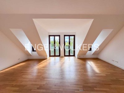 Exklusive Zwei-Zimmer-Wohnung mit Mainblick am begehrten Mainkai in Frankfurt am Main