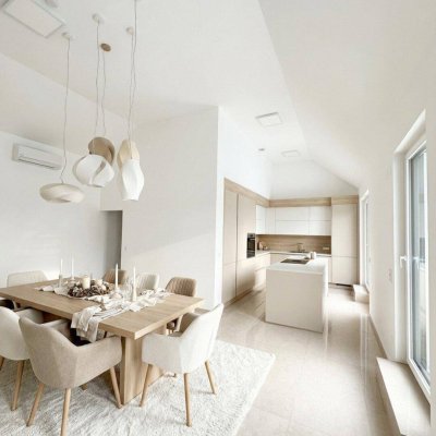 Winzergefühl in Stammersdorf - 93m² Dachgeschoss-Apartment, 19m² Balkon, 3 Zimmer - 1210 Wien