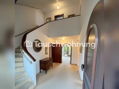 Tauschwohnung: Freistehende Walmdach-Villa