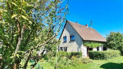 Hadamar: Freistehendes Einfamilienhaus mit Garage und herrlichem Garten