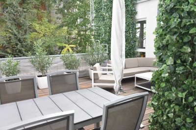 charmante Designer-Wohn./Büro, 6Zimmer,3 Bäder,1. OG,hell,ruhig,EBK, Aufzug, TG,Terrasse,Klimaanlage