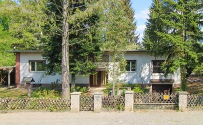 Einfamilienhaus in idyllischer Lage mit viel Potential