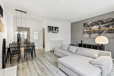 **Altbauflair in zentraler Lage – sanierte Wohnung mit Dachterrassennutzung**