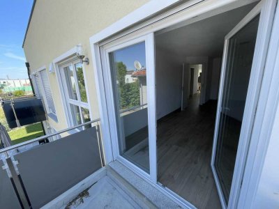 Neubau!  3 ZKB 1. Stock mit Balkon