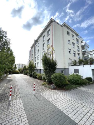 Moderne 3-Zimmer-Wohnung mit Echtholzkamin & Tiefgarage