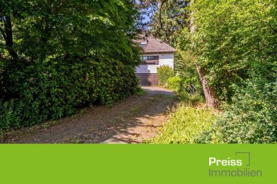 Dauchingen: Repräsentative Villa im Grünen mit großem Grundstück