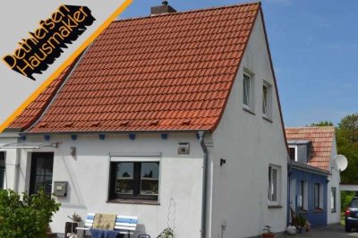 Verkauf einer gepflegten Doppelhaushälfte mit zwei Wohnungen in Lunden, Kreis Dithmarschen