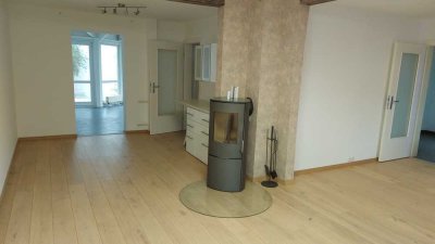HEISS BEGEHRT!! EFH in Toplage mit gr. Wintergarten, Terrasse und kl. Garten in Raunheim n. BHF