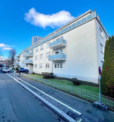 KL-Ost:
Attraktive 3-Zi-ETW mit gr. Dachterrasse und Garage
