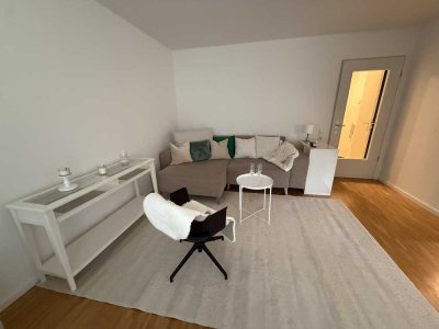 Premium Furnished Apartment with Private Garden – Munich South | Ideal for Single Professional