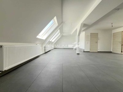 FREIRAUM4 +++ Top Erstbezug DG-Wohnung im Herzen der Siegener-Oberstadt!