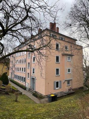 erstklassige Lage: vermietete 3 Zi.-Eigentumswohnung am Neuberg zu verkaufen