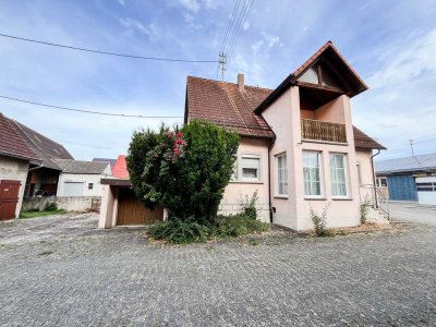 Großzügiges Einfamilienhaus mit Scheune & Maschinenhalle auf traumhaftem Grundstück