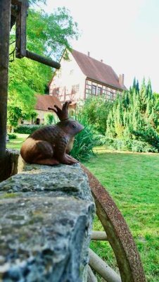 Graf & Gräfin gesucht - Traum-Schloss mit arrondierten Ländereien z.B. romantische Event-Location...