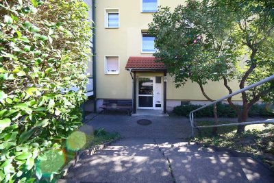 Schöne kleine Erdgeschosswohnung mit Balkon in ruhiger Wohnlage