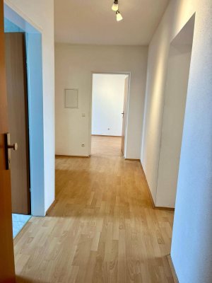 Attraktive 2-Zimmer-Wohnung mit Einbauküche in Hörsching