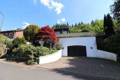 Großzügiges Einfamilienhaus in Bullay mit großem Garten und Blick ins Moseltal
