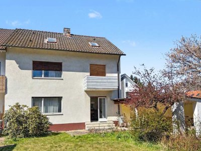 Charmante Doppelhaushälfte in ruhiger Sackgasse mit großem, gepflegten Grundstück in Bayreuth