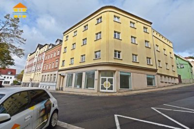 *Frisch renovierte 3-Raum-Wohnung mit optionaler Einbauküche in Hohenstein-Ernstthal!*