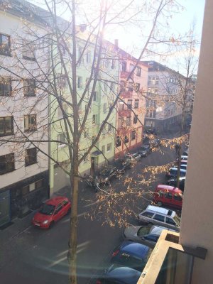 Attraktive 2-Zimmer-Wohnung mit 2 Balkonen und EBK in Mannheim